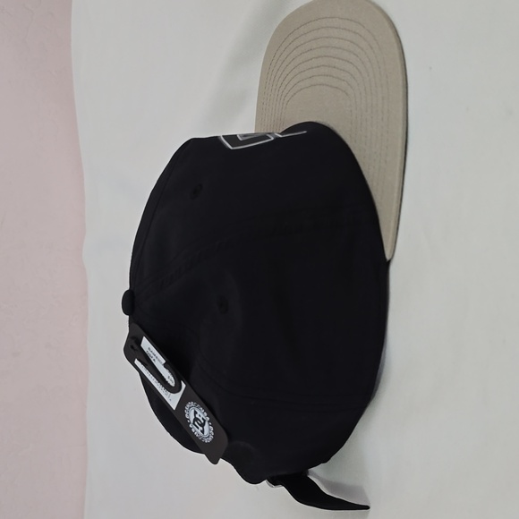 DC Hat - Picture 7 of 16